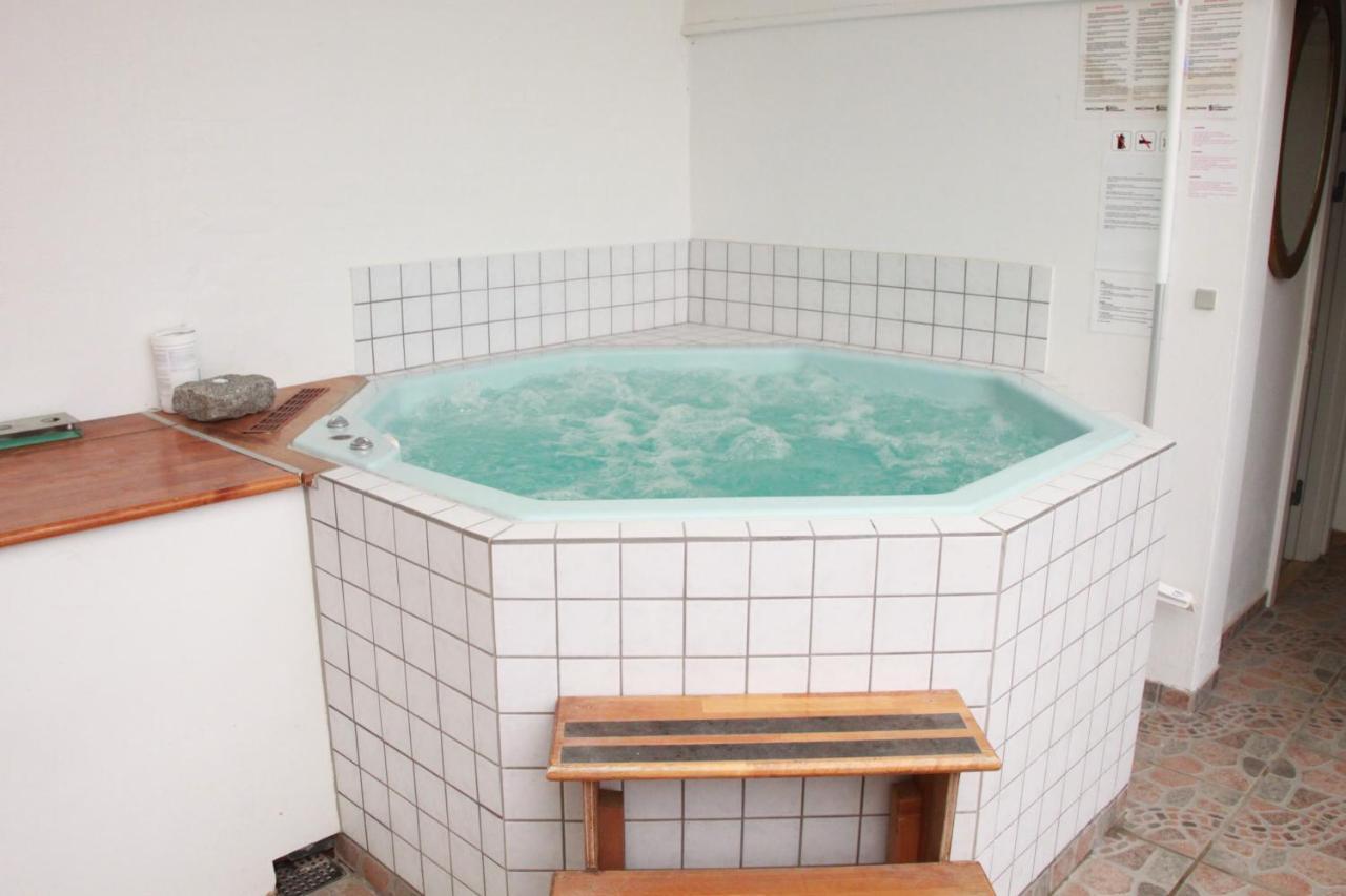 克内贝尔Rolso Retreat别墅 外观 照片